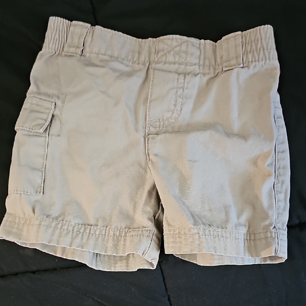 Circo Women's Beige Cargo Shorts